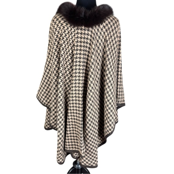 Vintage Mitchie’s Fox Fur Trim Wool Blend Houndstooth Cape – One Size Fits Most - Picture 3 of 4